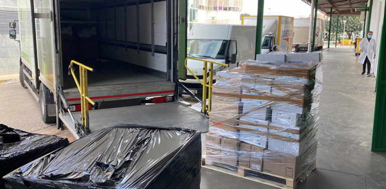  Andalusia sends a consignment of 83,320 units of medicines to Ukraine